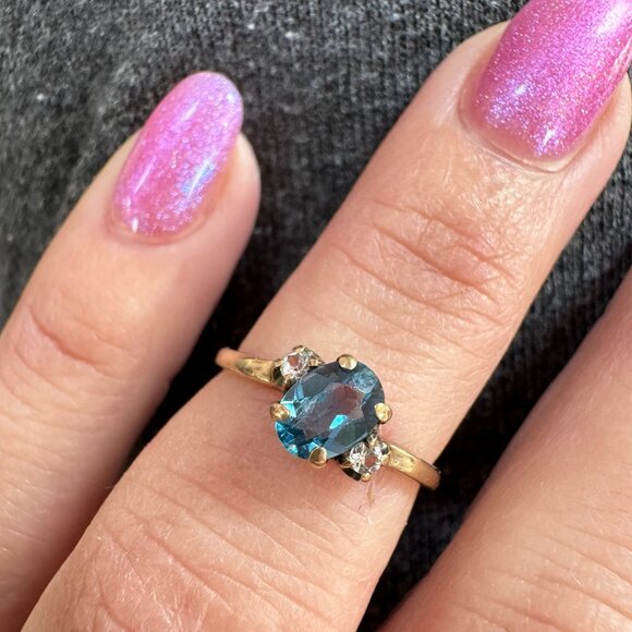Antique 10k Blue Topaz and Diamond Ring Solid Gold - Picture 5 of 10